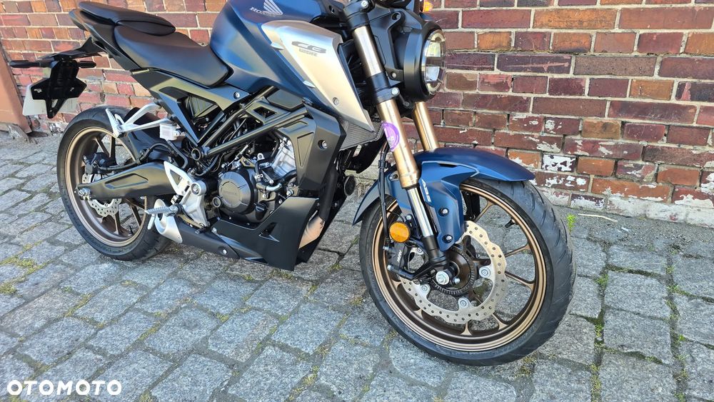 Honda CB - 35