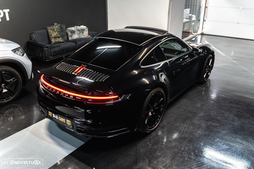 Porsche 911 (992) Carrera 4 PDK - 30