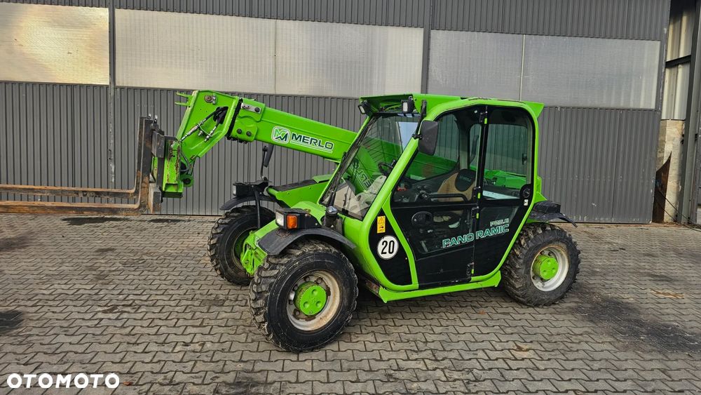 Merlo P25.6 - 1