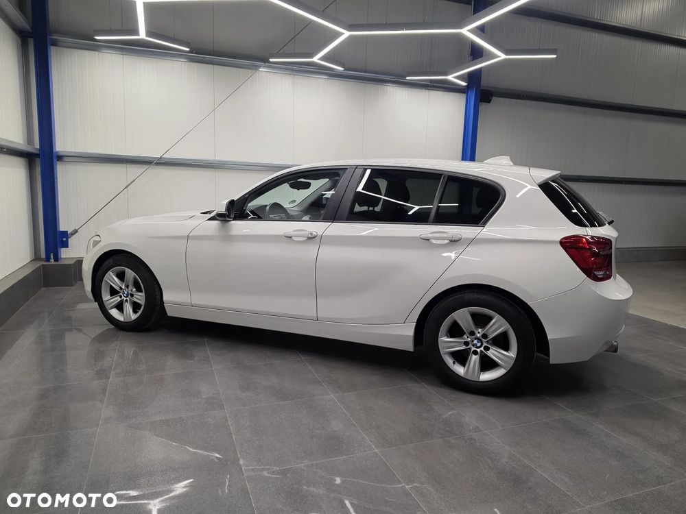 BMW Seria 1 116d DPF - 14