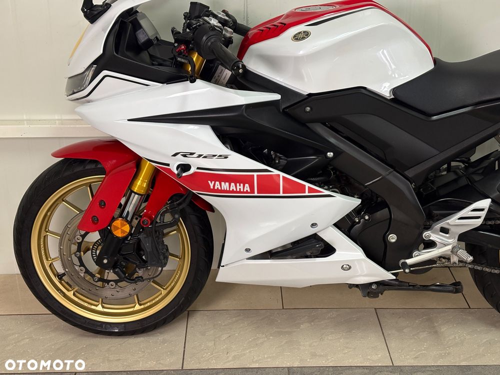 Yamaha YZF - 10