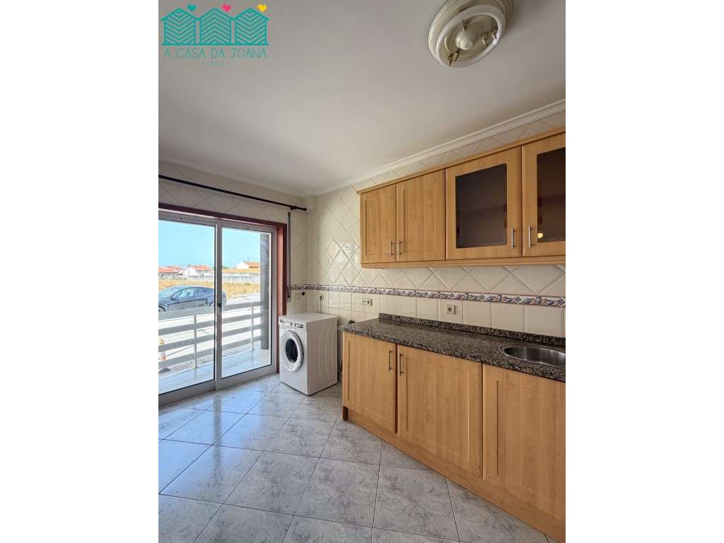 Apartamento T2 com Garagem Fechada na Gafanha da Nazaré - Grande imagem: 2/26