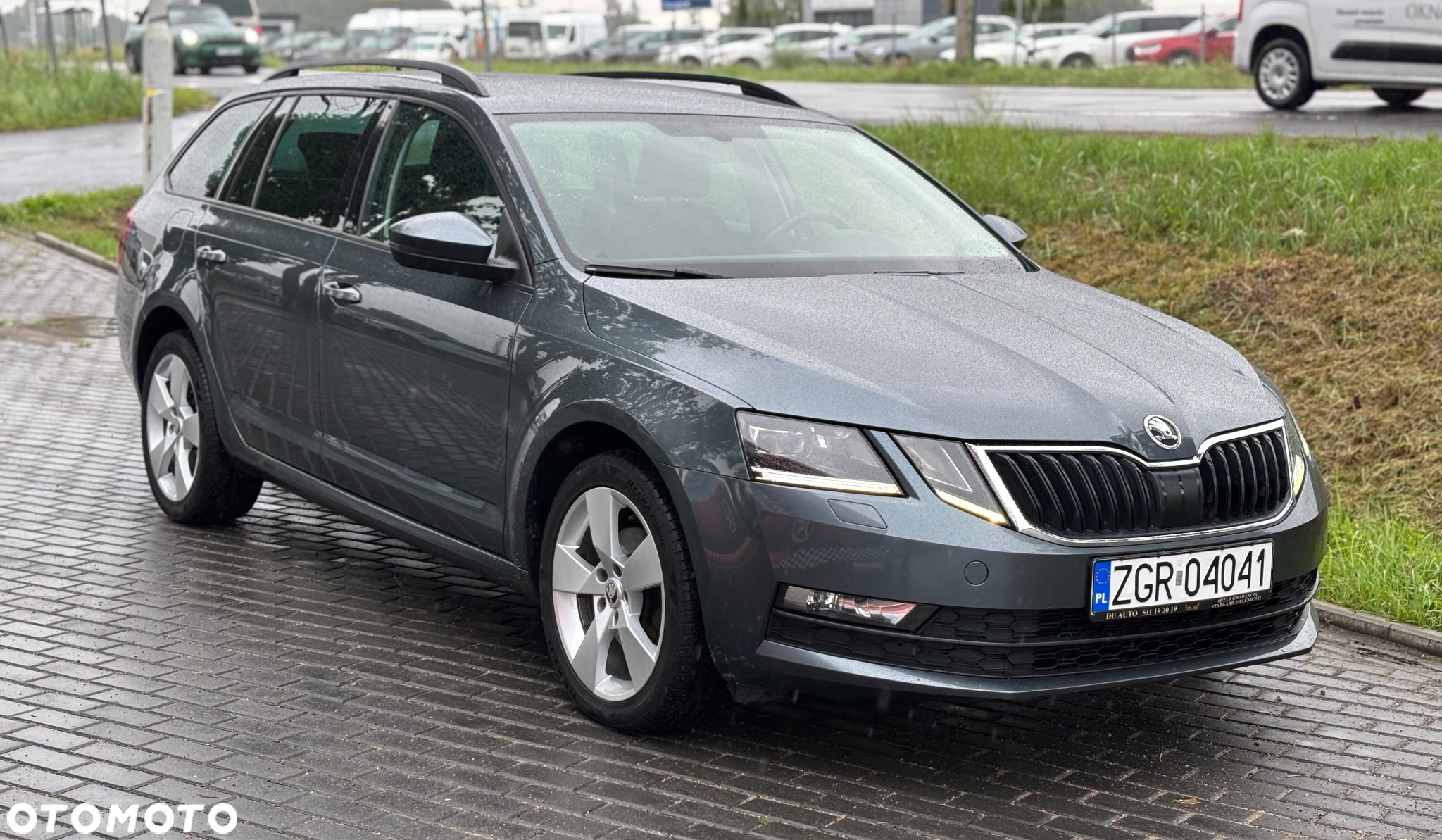 Skoda Octavia 2.0 TDI Premium Edition - 5