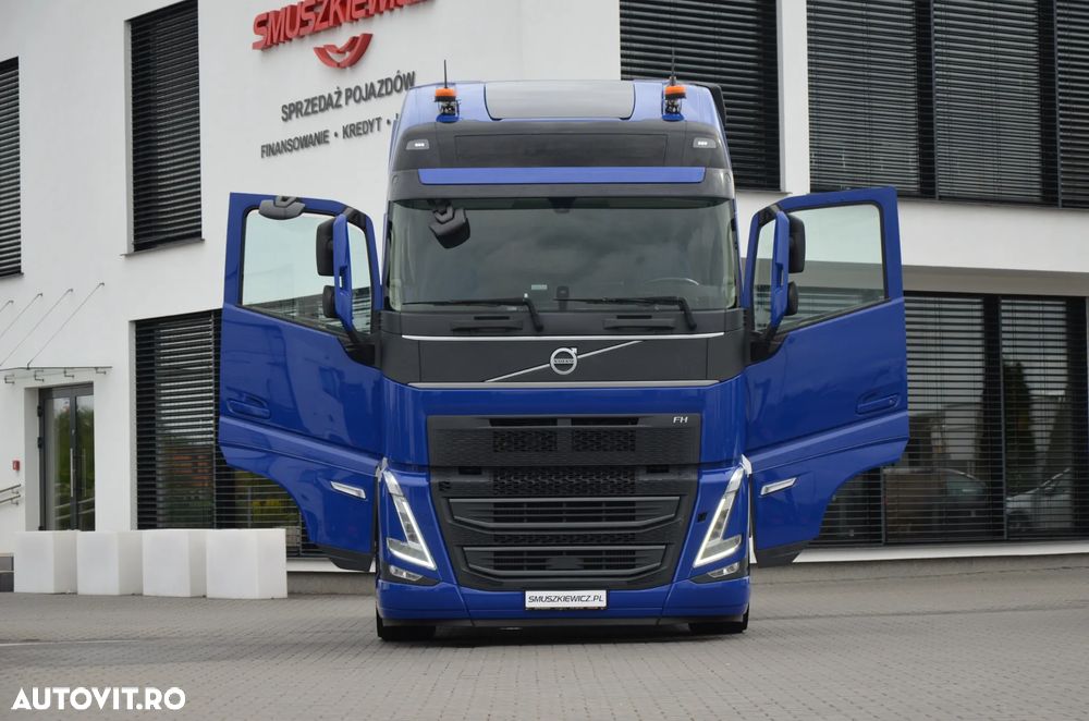 Volvo FH 5 XL NEW / 6X2/4 PUSHER / 2022r. / I-SAVE / KLIMA P. / FULL LED / FULL AIR / ACC / NAVI / KAMERA / DE / 5937 - 18