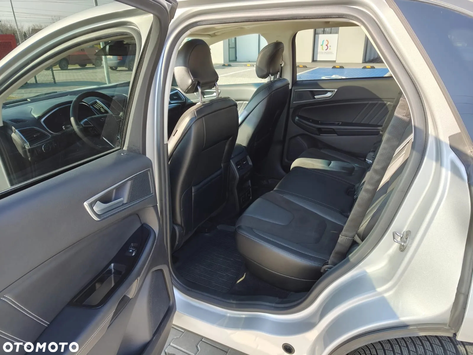 Ford Edge - 12