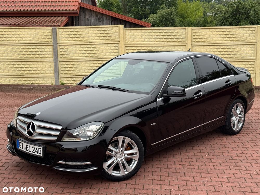 Mercedes-Benz Klasa C 180 BlueEFFICIENCY 7G-TRONIC Avantgarde - 3