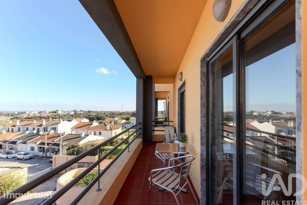 Apartamento T2 em Palmela de 114,00 m2 - Grande imagem: 2/17