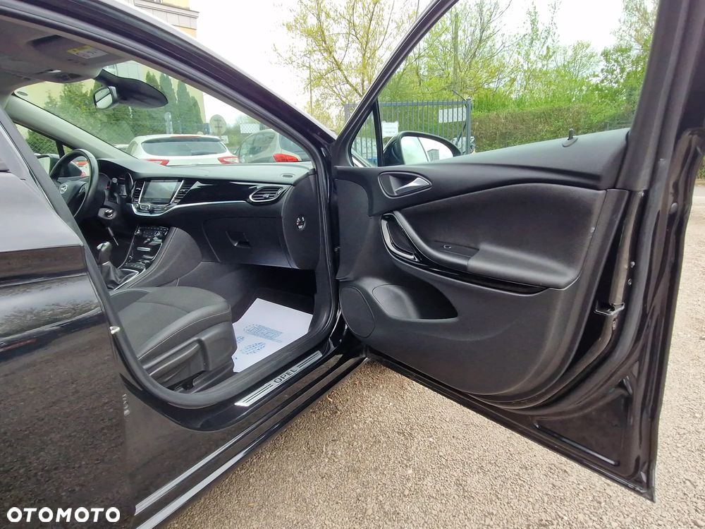 Opel Astra 1.4 Turbo Business - 15