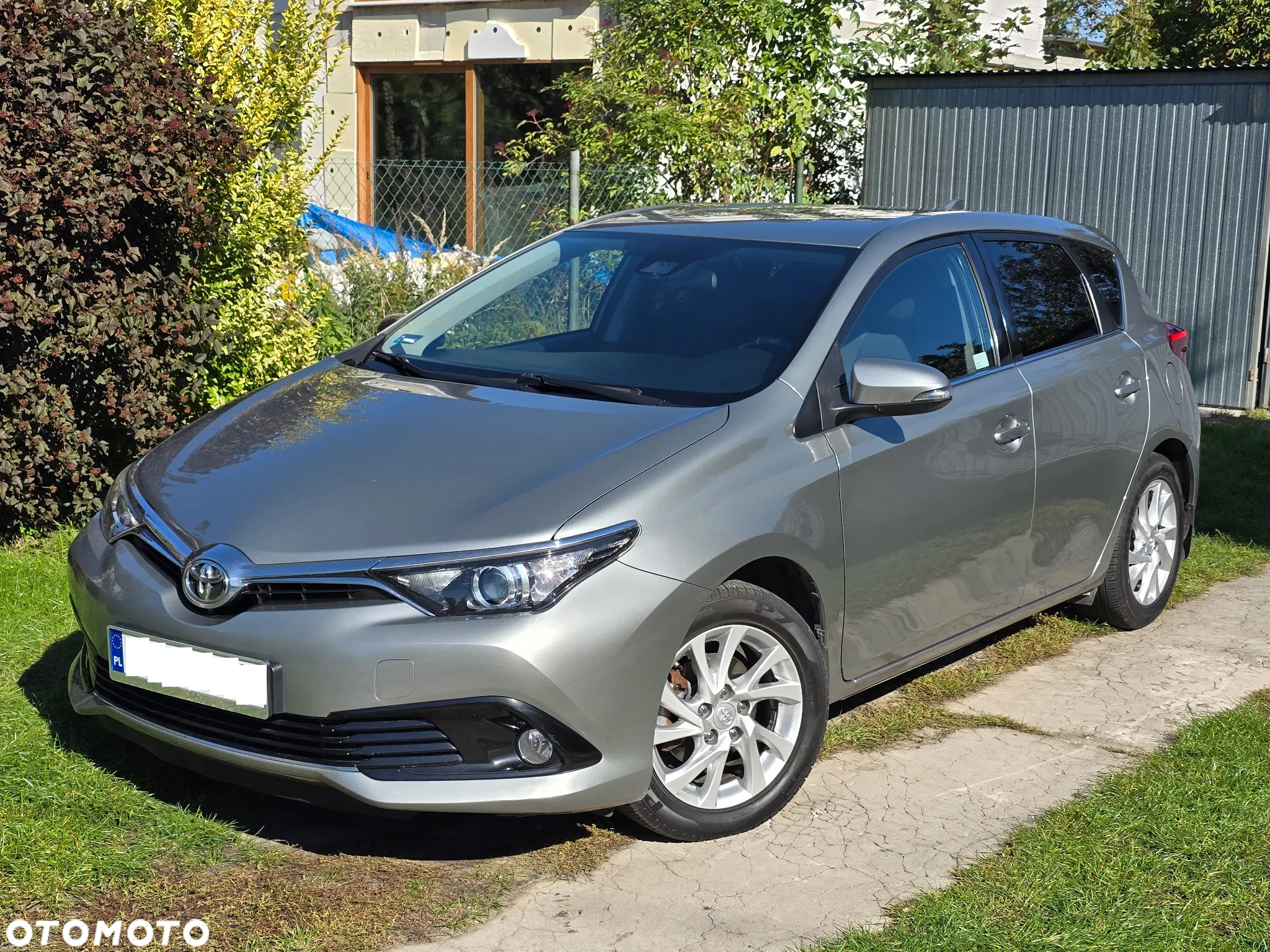 Toyota Auris 1.6 Premium - 13