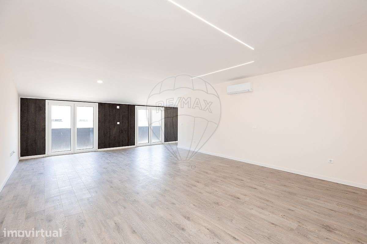 Apartamento T4 para venda - Grande imagem: 3/47