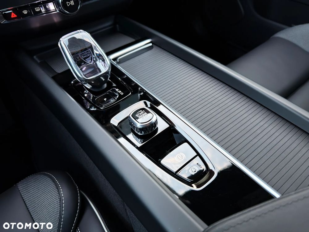 Volvo XC 60 B5 B AWD Geartronic RDesign - 20