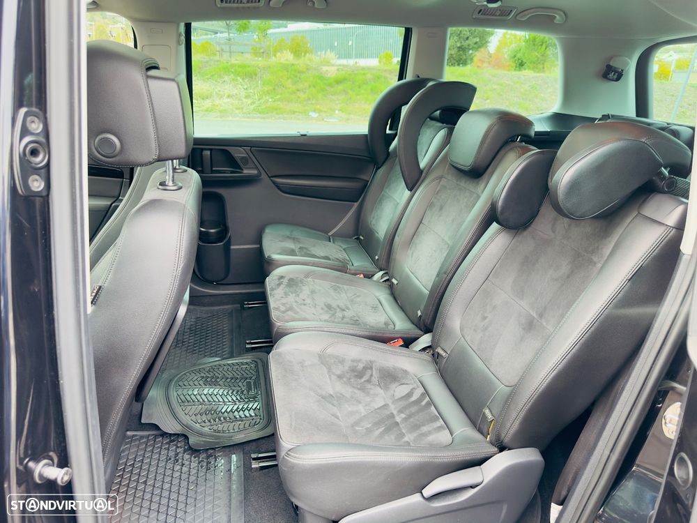 VW Sharan 2.0 TDI Blue Highline DSG - 13