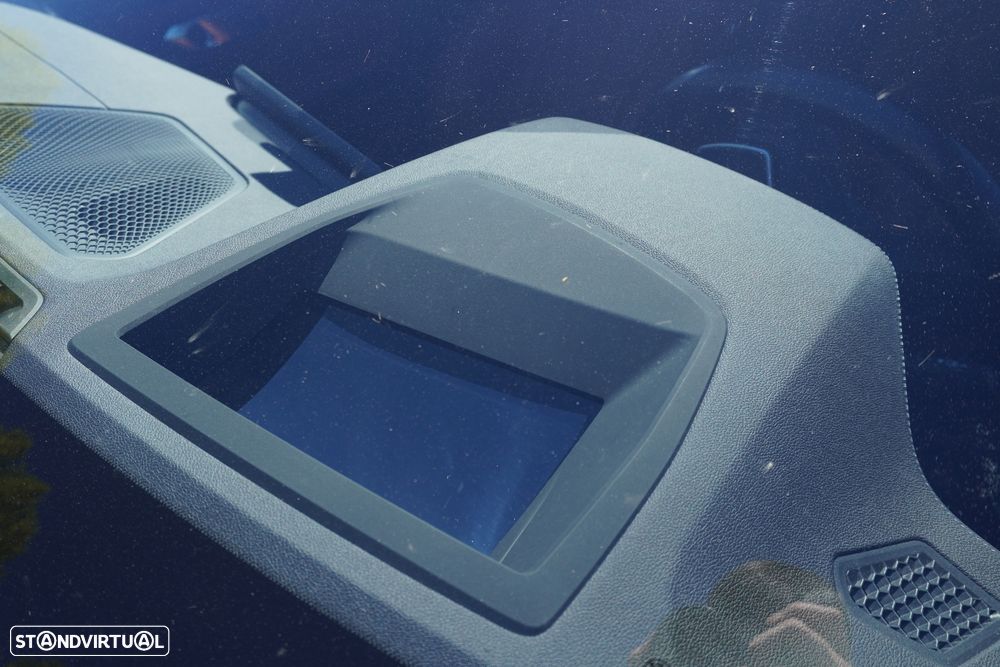 BMW 330 e Aut. Luxury Line - 17