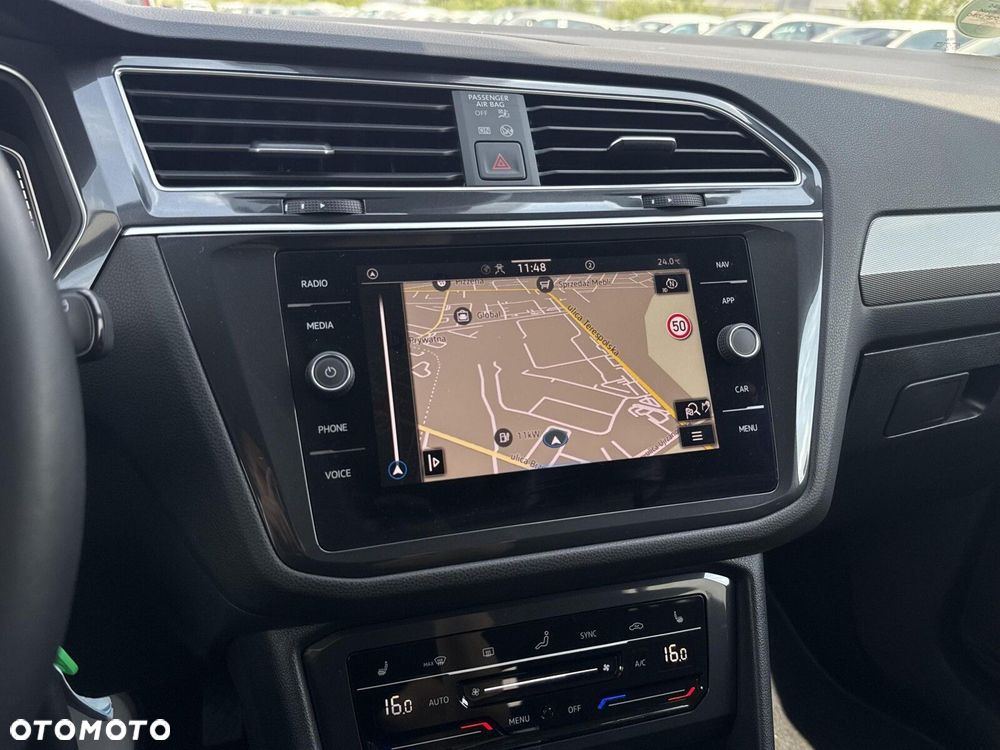 Volkswagen Tiguan Allspace - 18