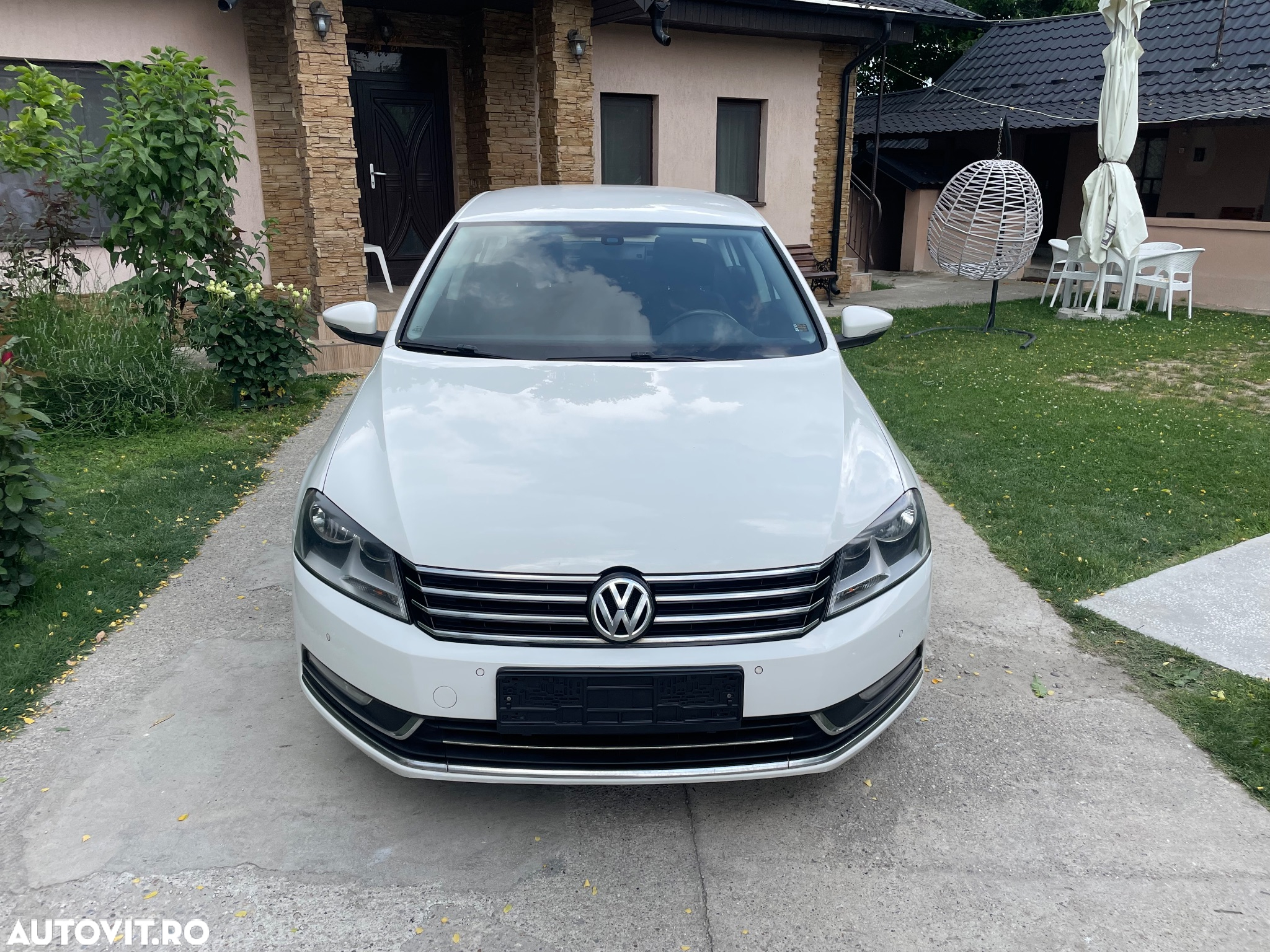Volkswagen Passat - 10