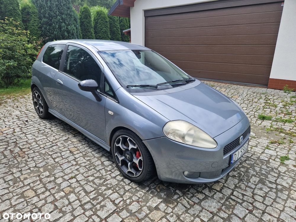 Fiat Grande Punto - 6
