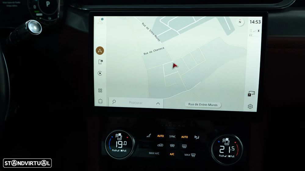 Jaguar F-Pace P400e AWD R-Dynamic HSE - 35