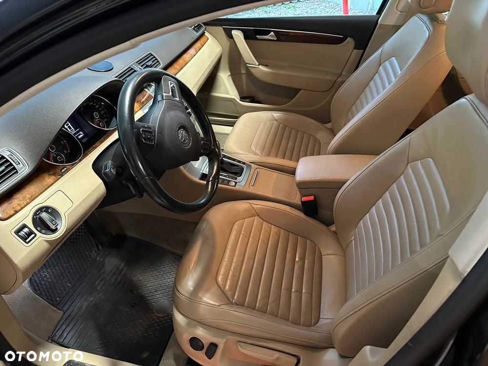 Volkswagen Passat 2.0 TSI Highline DSG - 19