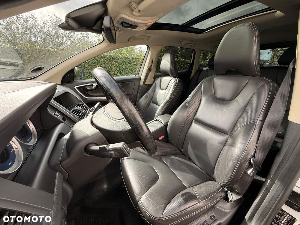 Volvo XC 60 - 12