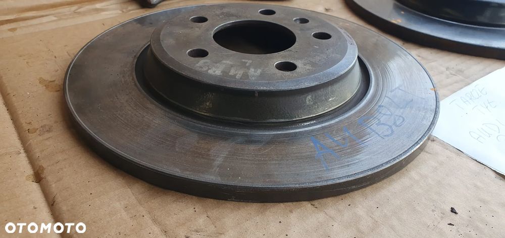 Tarcze hamulcowe tył tylne klocki 300 mm Audi A4 B8 Lift 2.0 TDI - 5