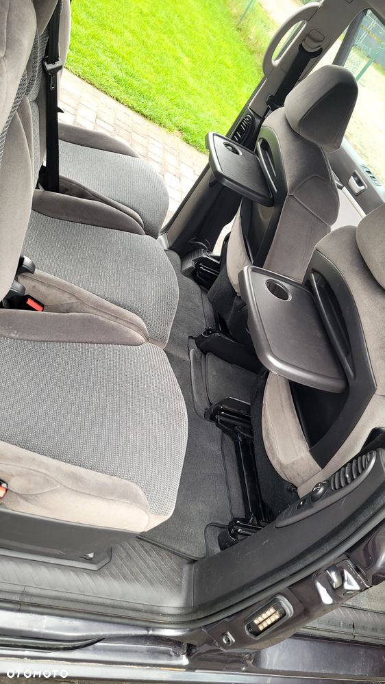 Peugeot 807 HDi 135 Family - 18