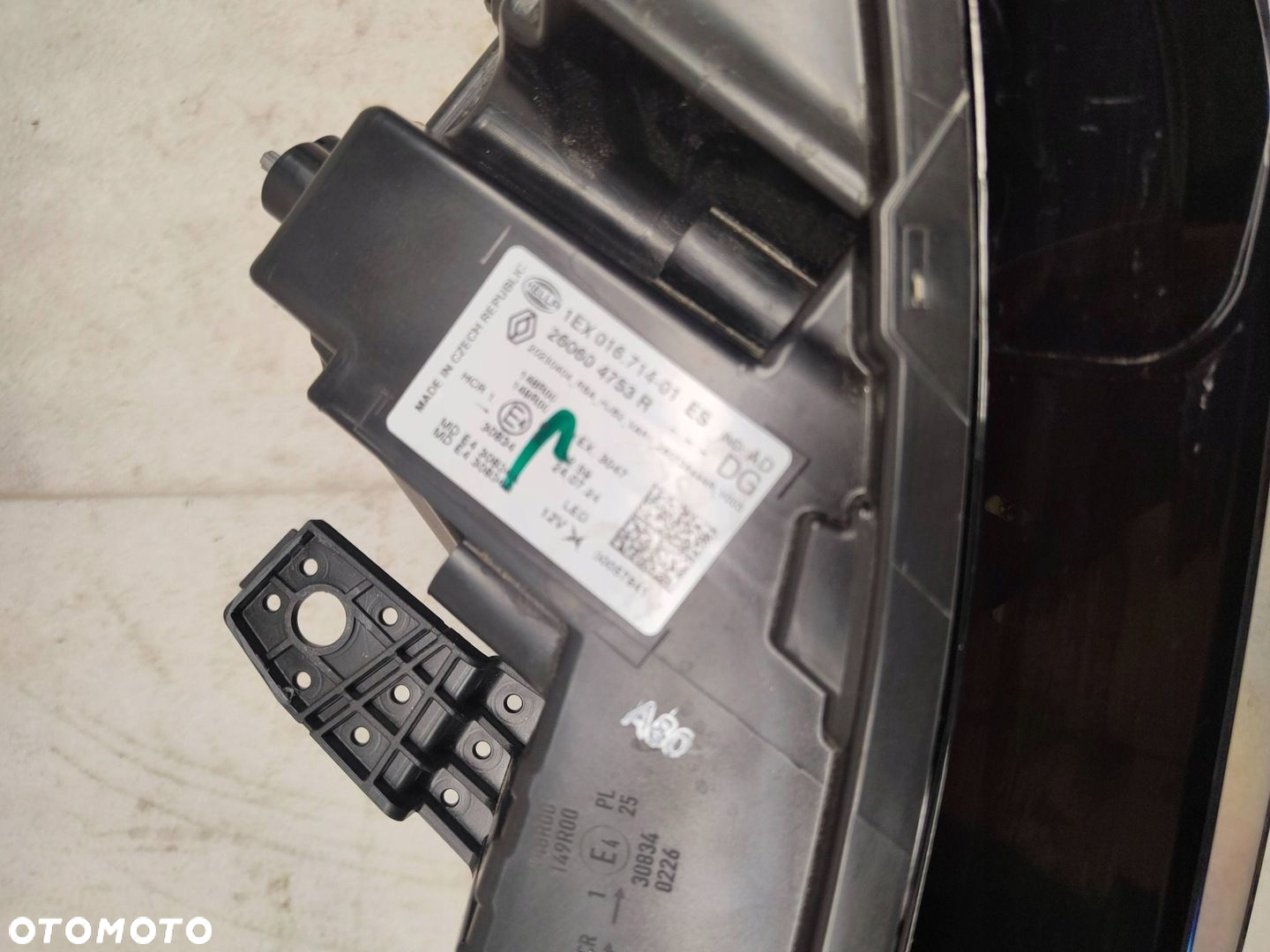 Renault Captur II LIFT 2024- Przód strona lewa FULL LED 260604753R - 5