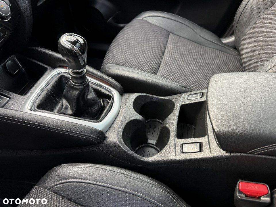 Nissan Qashqai 1.2 DIG-T Tekna+ - 28