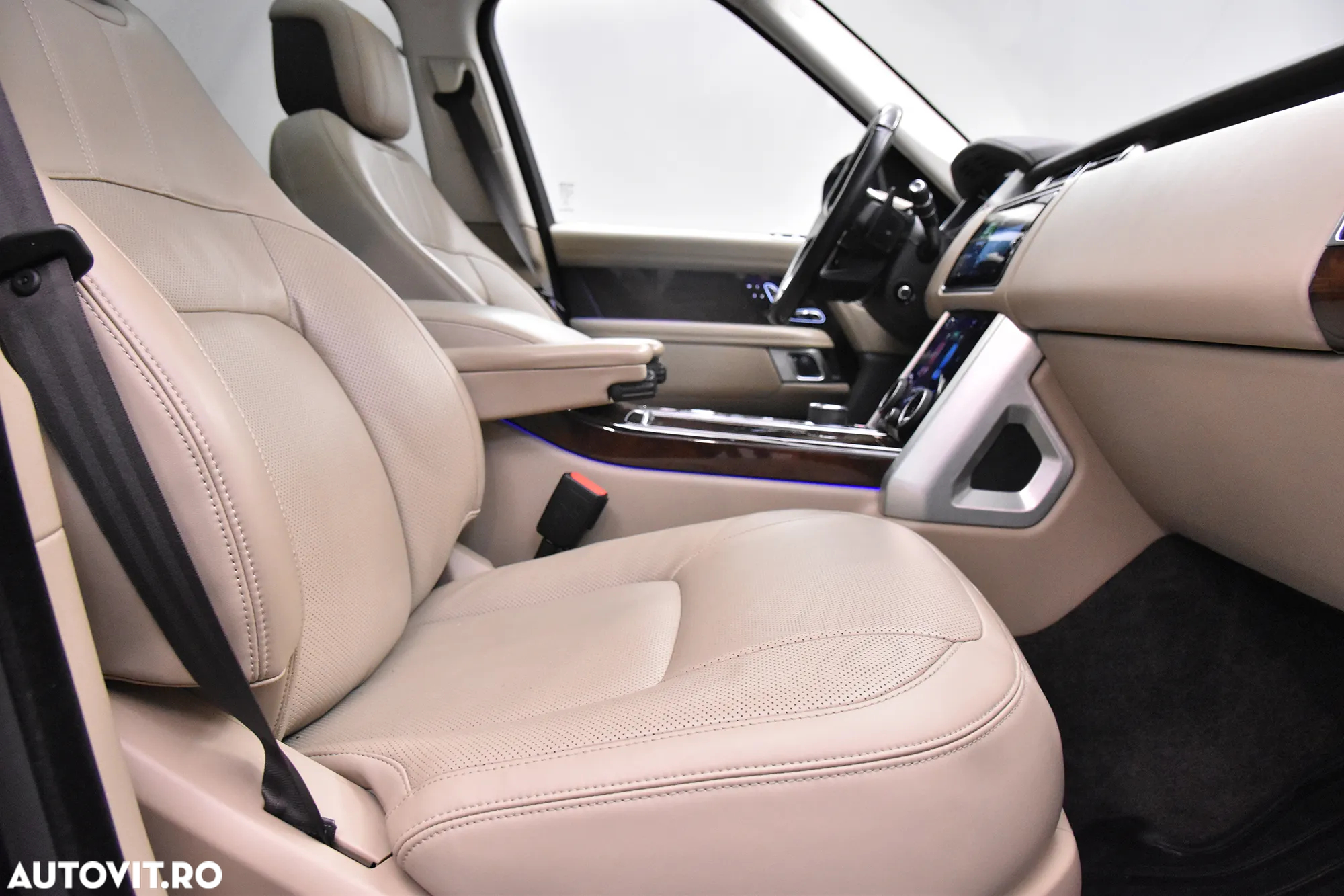 Land Rover Range Rover 3.0 l6 MHEV Vogue - 11