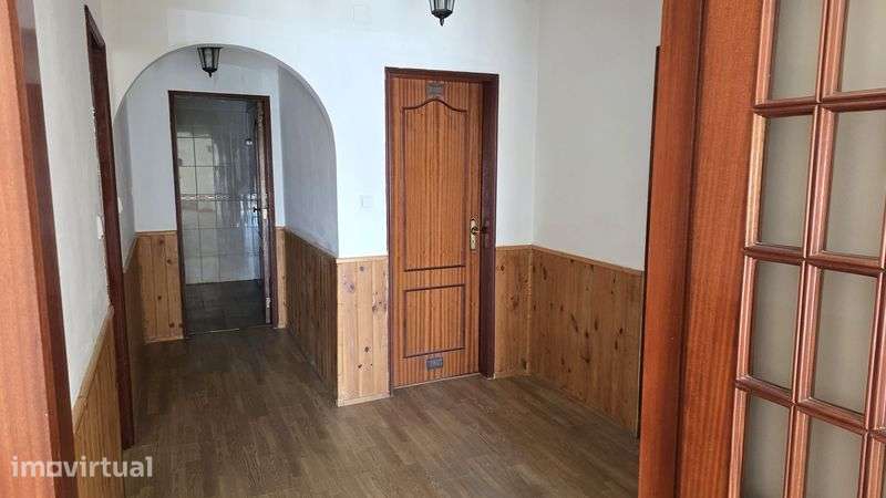 Apartamento T1+1 na Tapada das Mercês - Grande imagem: 3/12