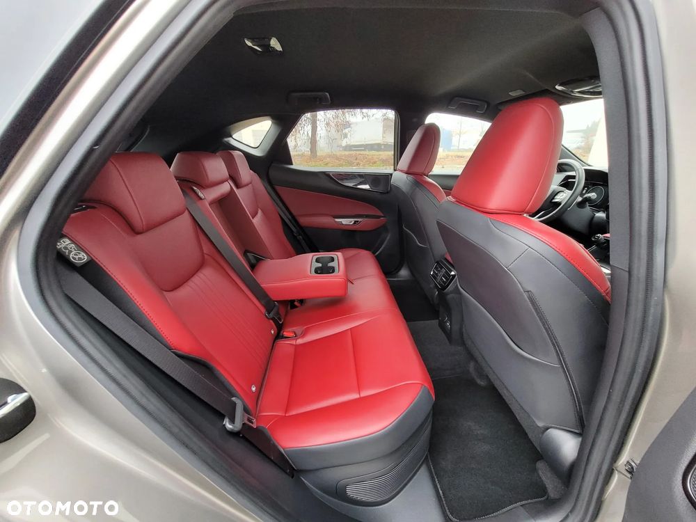 Lexus NX 350h Prestige AWD - 16