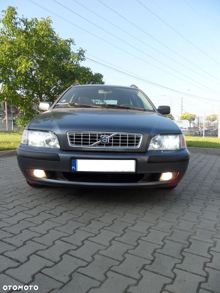 Volvo V40 1.9D - 11