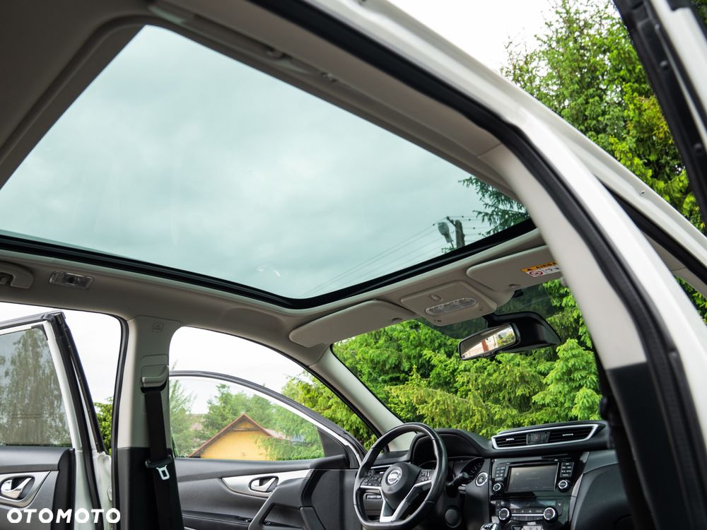 Nissan Qashqai 1.6 DIG-T N-Connecta - 27