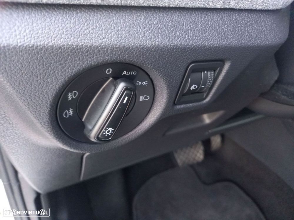 Skoda Kamiq 1.0 TSI DSG - 13