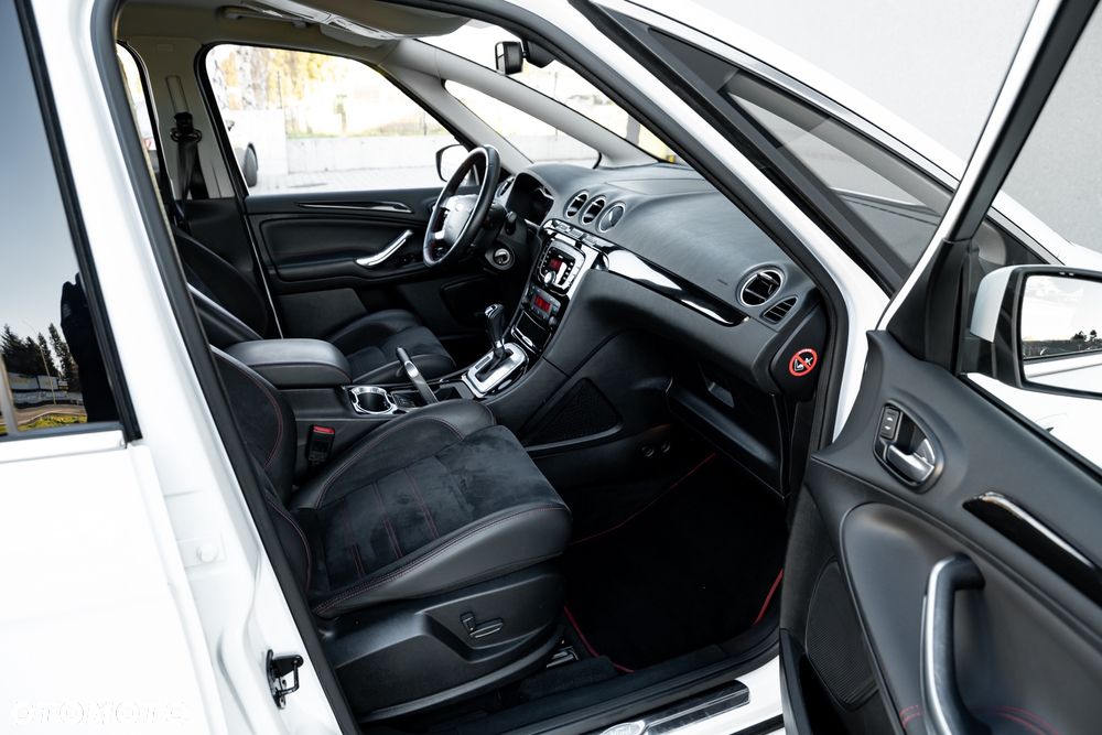 Ford S-Max 2.0 EcoBoost Titanium - 22