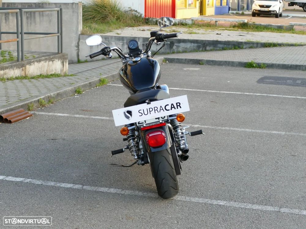 Harley-Davidson 883 - 6