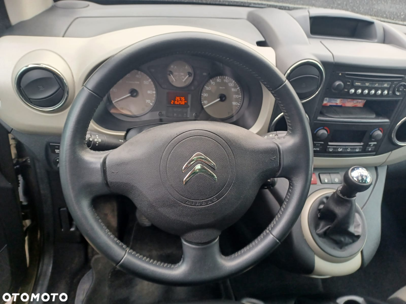 Citroën Berlingo Multispace HDi 115 FAP Selection - 17