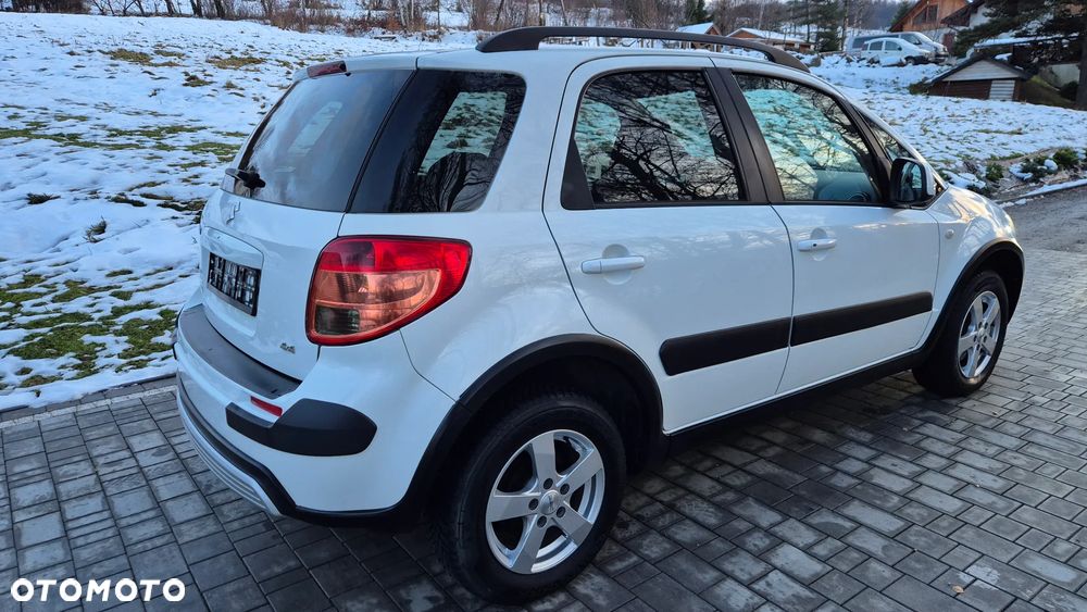 Suzuki SX4 1.6 VVT 4x4 Club - 3