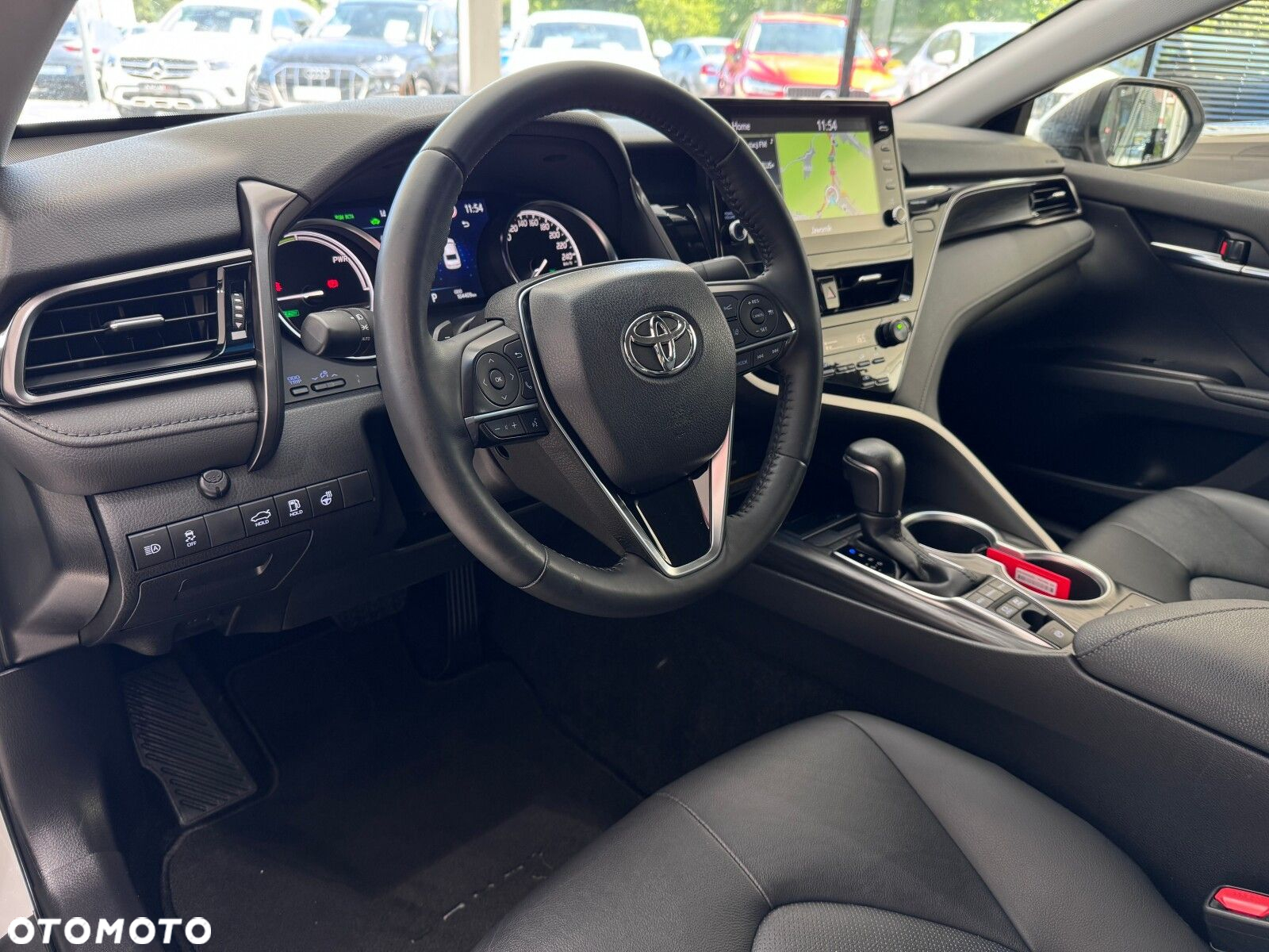 Toyota Camry - 8