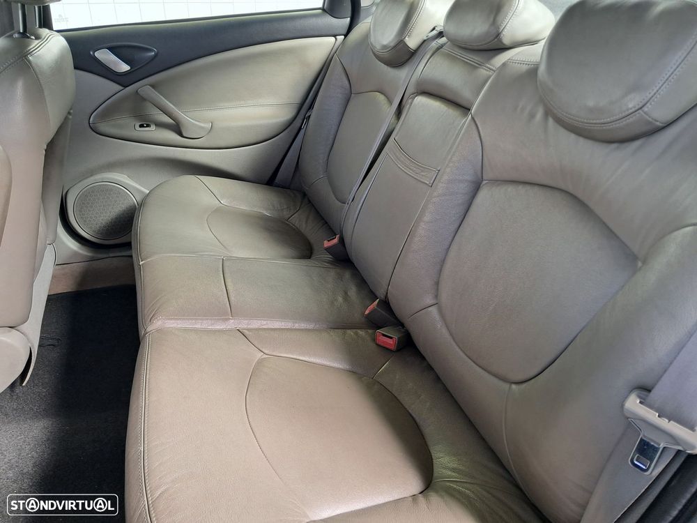 Citroën C5 2.0 HDi Exclusive - 10