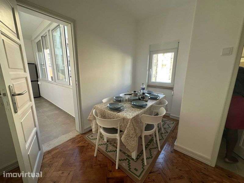 Apartamento T3 renovado no centro de Tomar - Grande imagem: 4/12