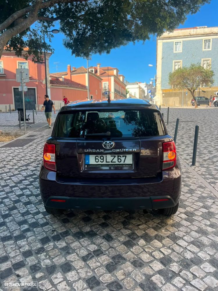Toyota Urban Cruiser 1.4 D-4D - 3
