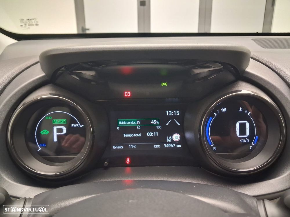 Toyota Yaris 1.5 HDF Luxury - 21