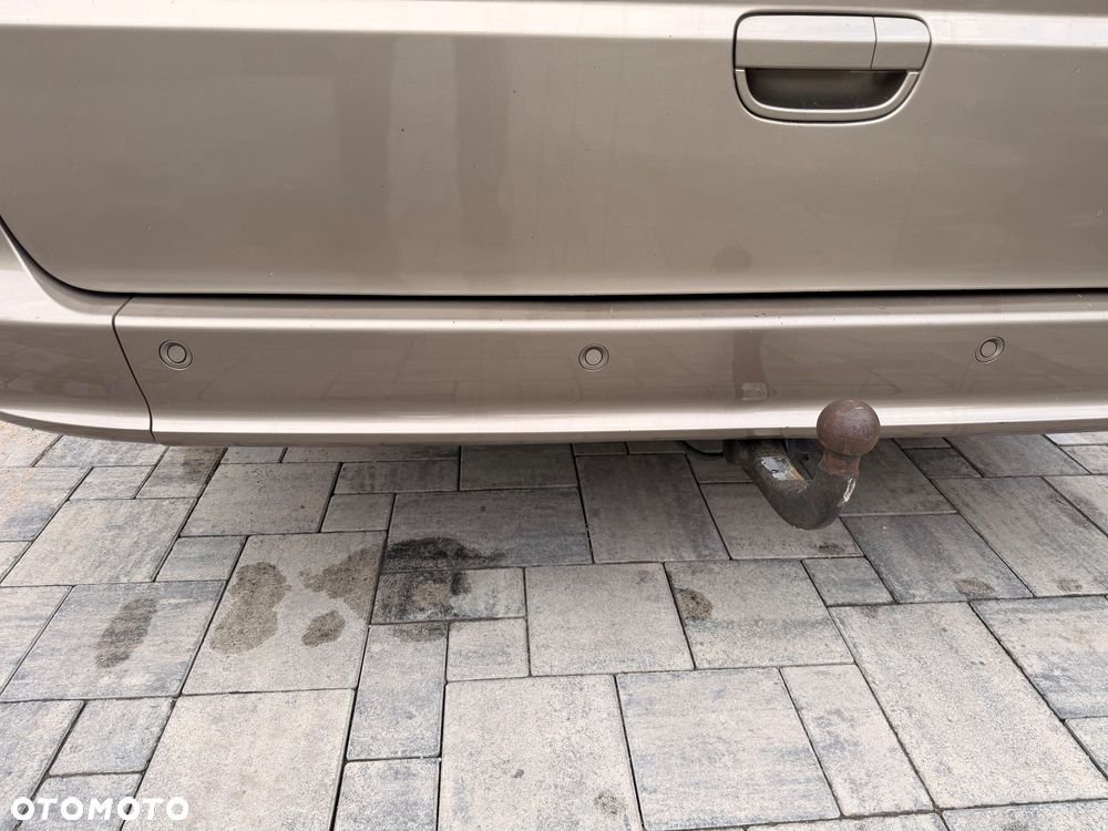 Mercedes-Benz Viano 3.0 CDI DPF lang Automatik Avantgarde - 36