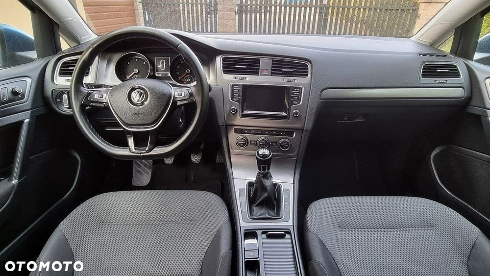 Volkswagen Golf - 13