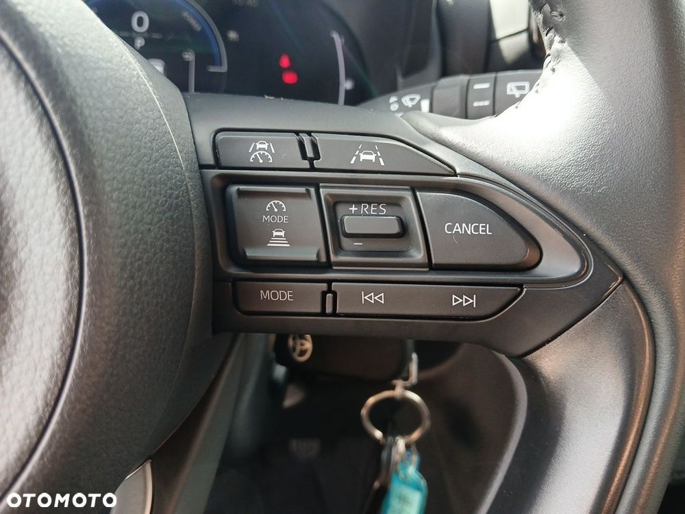 Toyota Yaris Cross Hybrid 1.5 Comfort - 25