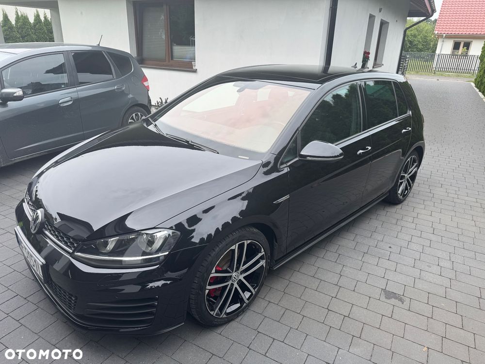 Volkswagen Golf VII 2.0 TDI BMT GTD DSG - 2