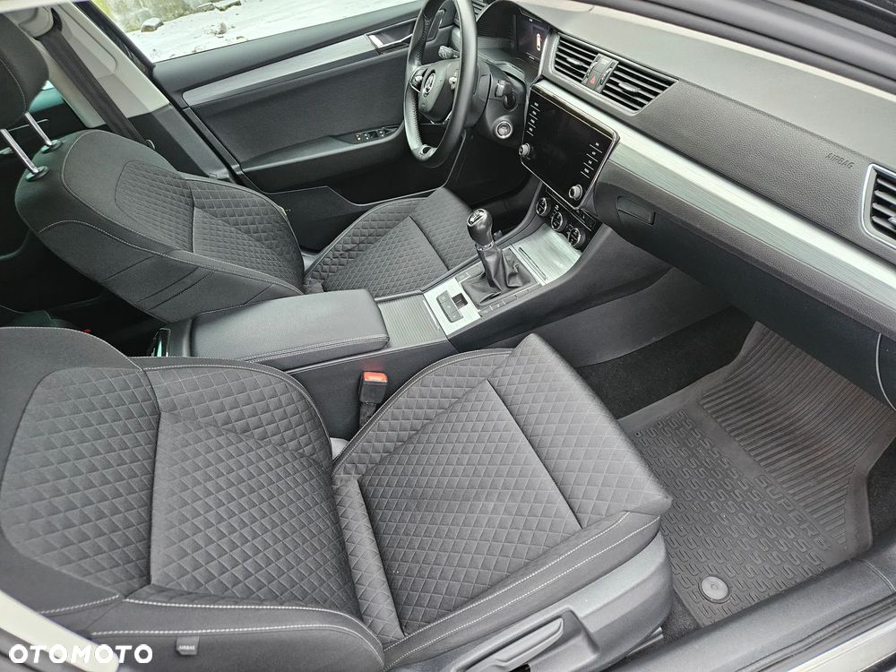 Skoda Superb 1.5 TSI Ambition - 11