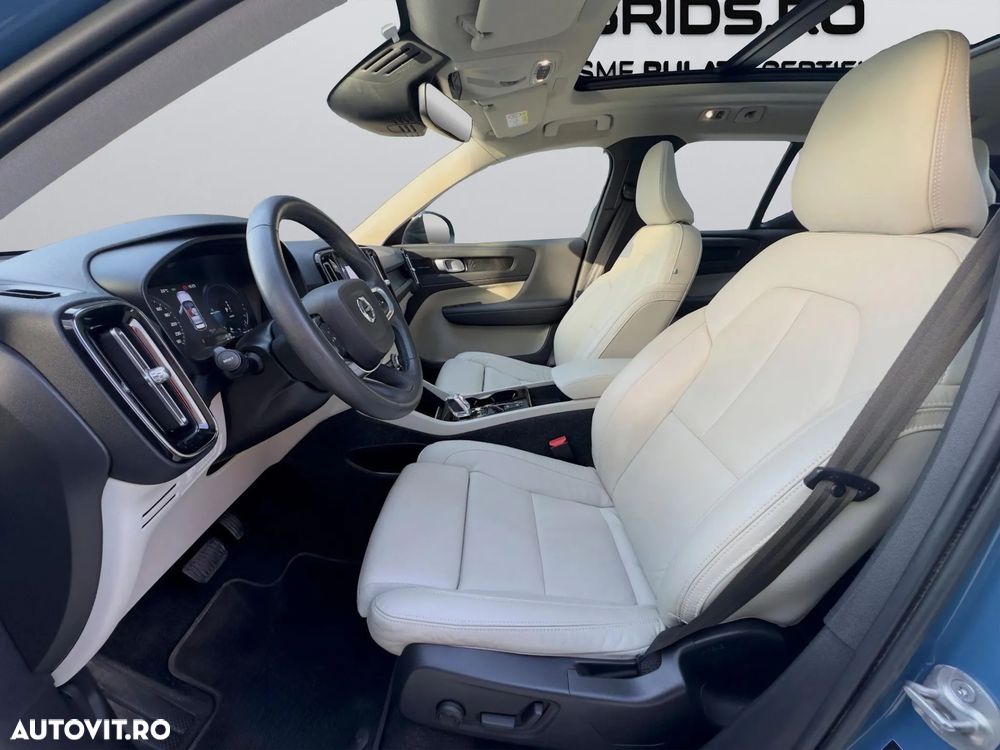 Volvo XC 40 Recharge T5 Twin Engine AT7 R-Design - 11