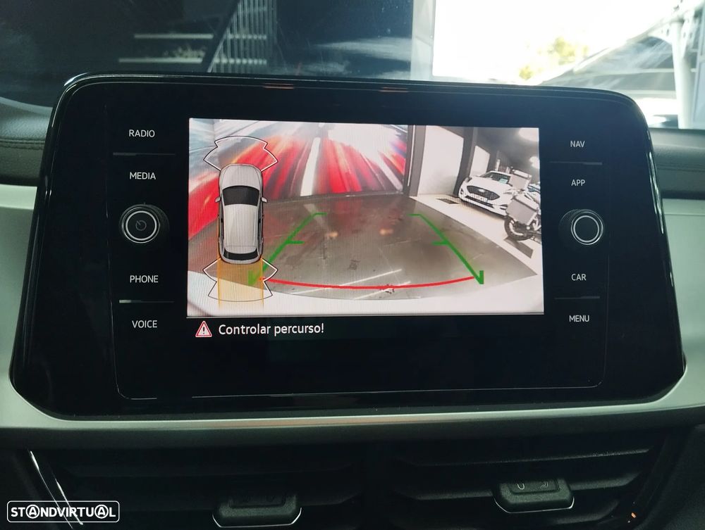 VW T-Roc 1.0 TSI Urban - 23