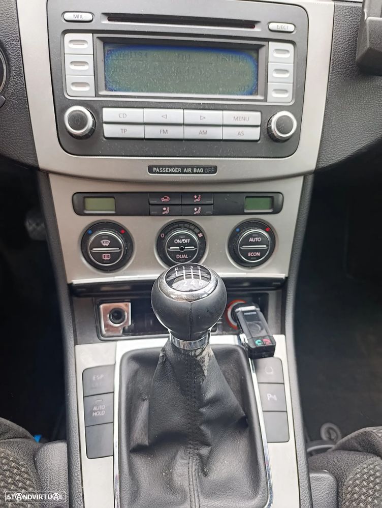 VW Passat Variant 2.0 TDI Confortline - 7